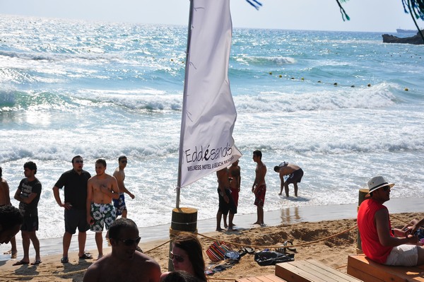 Champagne Showers @ Edde Sands
